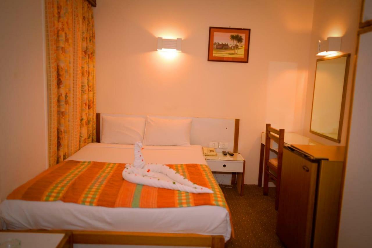 Cleopatra Hotel Aswan Ngoại thất bức ảnh